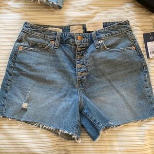 Universal Thread denim shorts, NWT